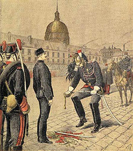 La celebre immagine della degradazione di Dreyfus ripresa da Le Petit Journal, giornale parigino edito fino al 1944