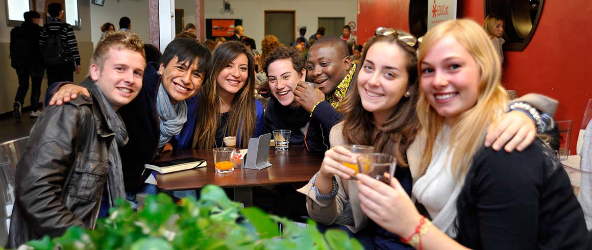 Il colloquio di lavoro è al bar