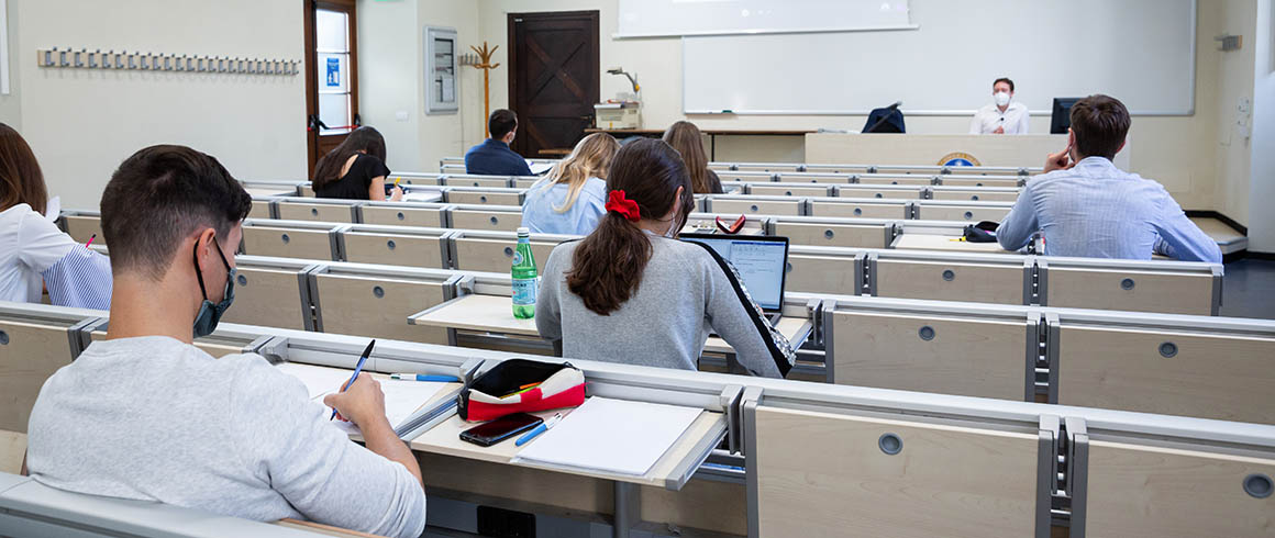 Le università lombarde ripartano in modo flessibile e graduale