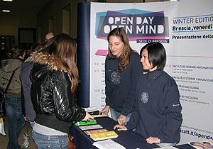 Il welcome desk dell'Open day di Brescia