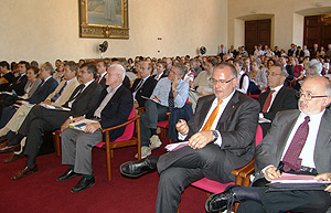 L'aula Pio XI gremita di professori e ricercatori