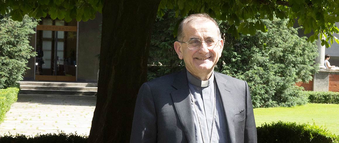 Monsignor Delpini benedice le Università