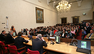 La presentazione del volume "Televisione convergente" in aula Pio XI