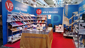 Lo stand di Vita e Pensiero al Salone del libro di Torino