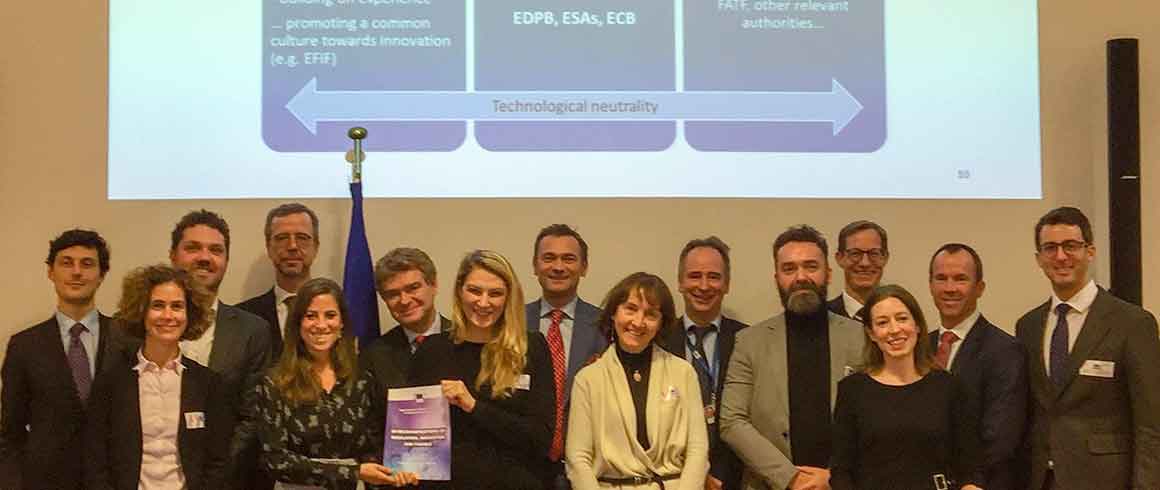 Ue, le trenta raccomandazioni sul FinTech