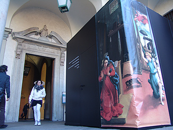 L'installazione del Centro pastorale nel cortile d'onore di largo Gemelli